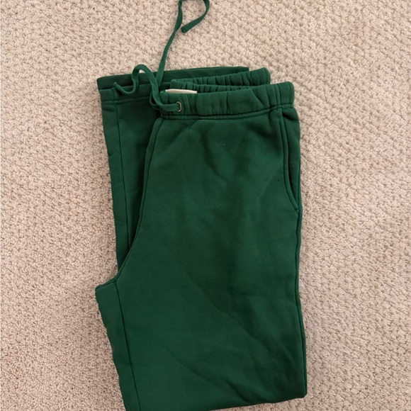 NWOT Elwood CORE STRAIGHT LEG SWEATPANT - Picture 2 of 2